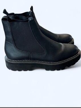 Dolce Vita Black Leather Chukka Boots with Lug Sole